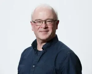 Dr. Darren Fayne
